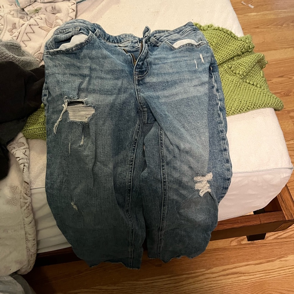 Ripped jeans